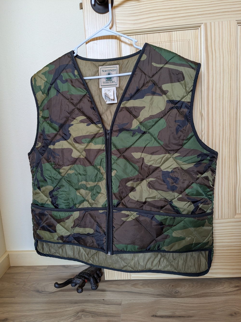 Vtg Northwest Territory Quilted Camo Vest